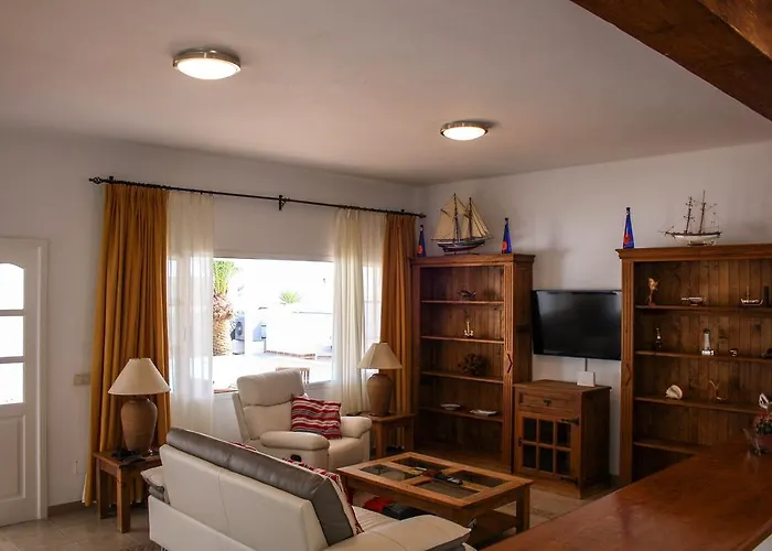 Manuela By Buenavilla