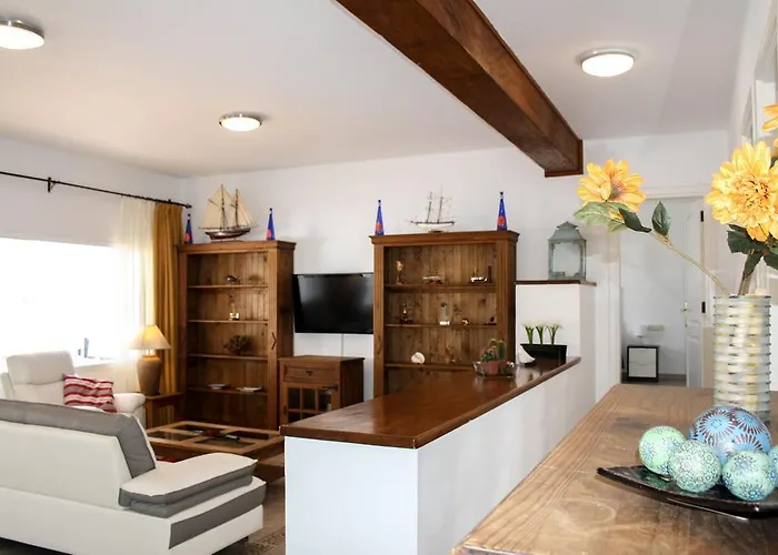 Manuela By Buenavilla Vila